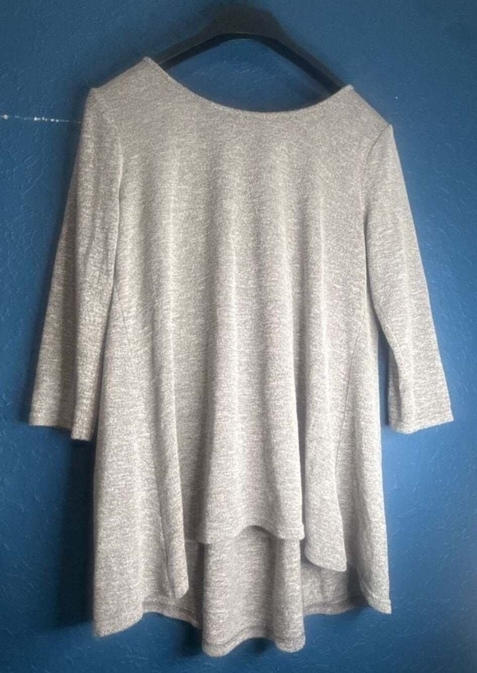 BKE Red Women's Heather Grey 3/4 Sleeve Knit Tunic Top with Bow Accent Size XL